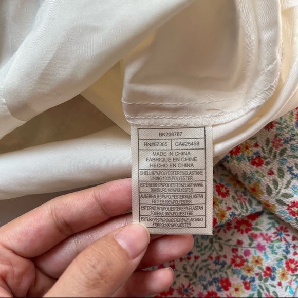 NWOT BB Dakota Flower On Floral Cocktail Wrap Mini Dress Size 0 Womens - Picture 9 of 16